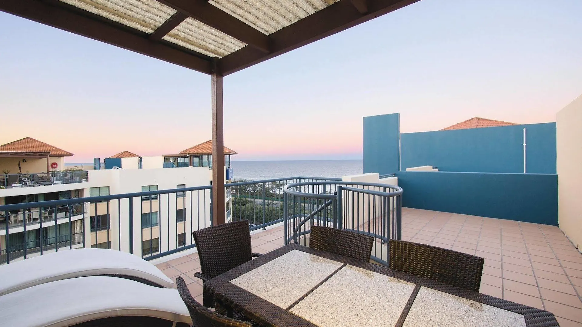 Aparthotel Oaks Sunshine Coast Seaforth Resort Alexandra Headland