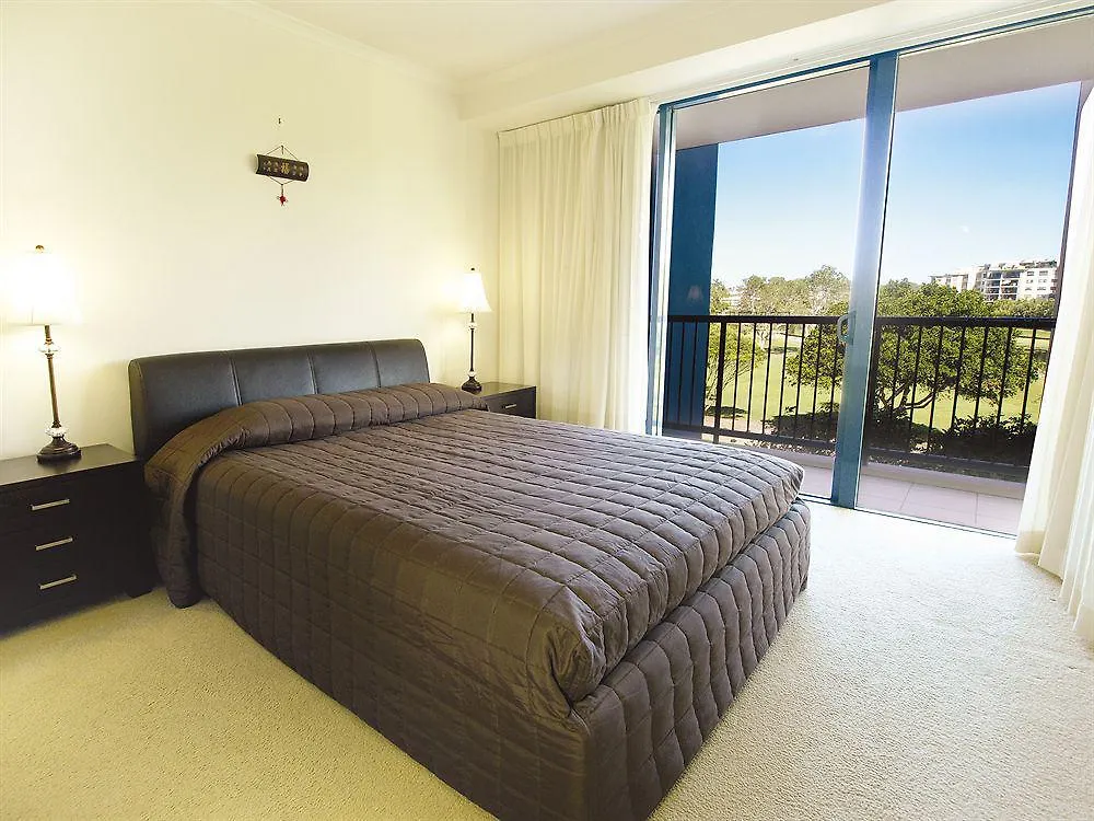 **** Aparthotel Oaks Sunshine Coast Seaforth Resort Alexandra Headland Australia